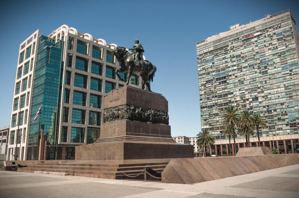 Die Plaza Independencia ist der bedeutendste Platz in Montevideo